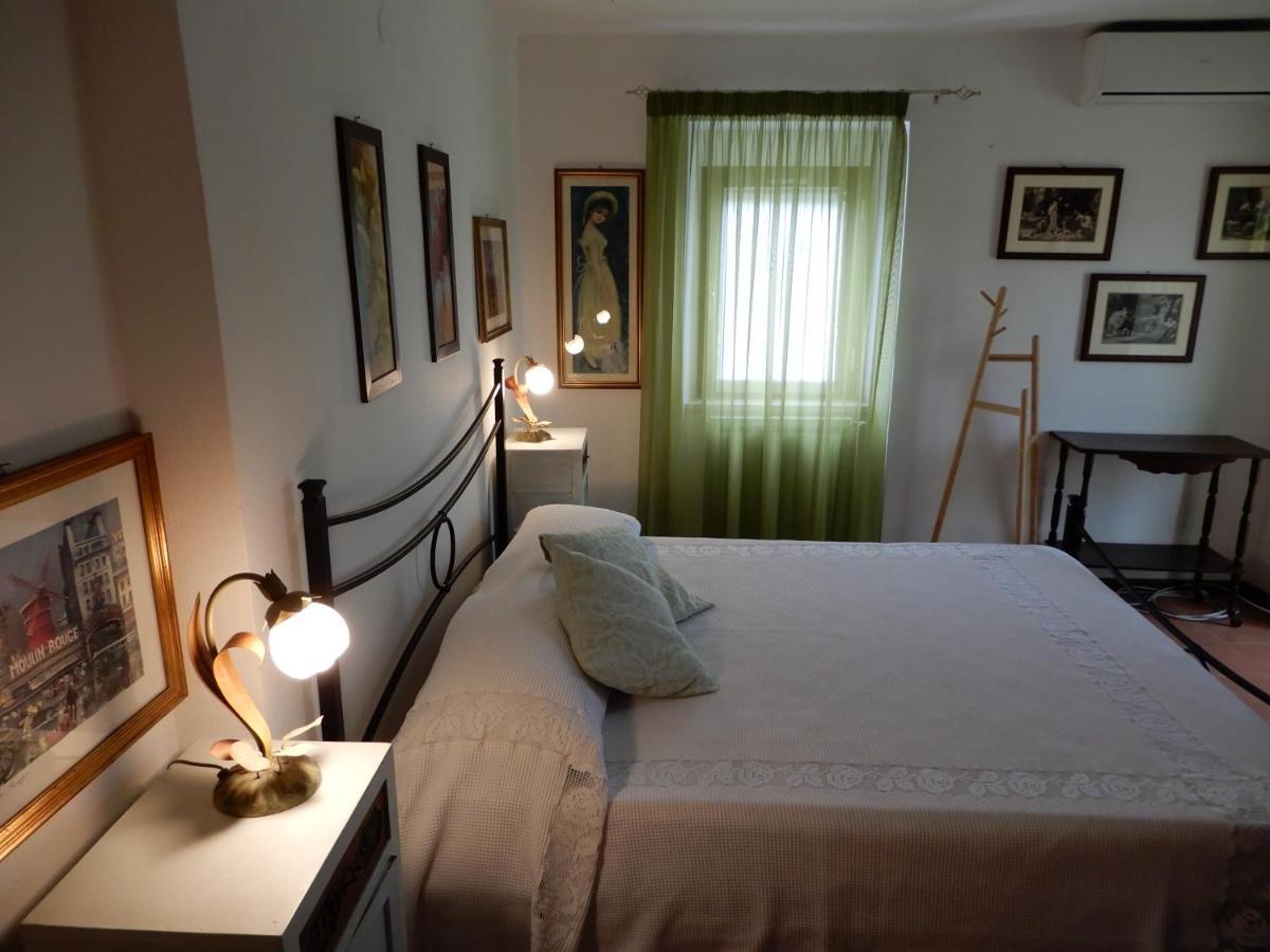 Il Gelsomino Bed & Breakfast Frasso Sabino Екстериор снимка